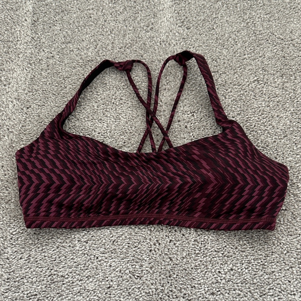 Lululemon Strappy Sports Bra - Burgundy and Black New 8